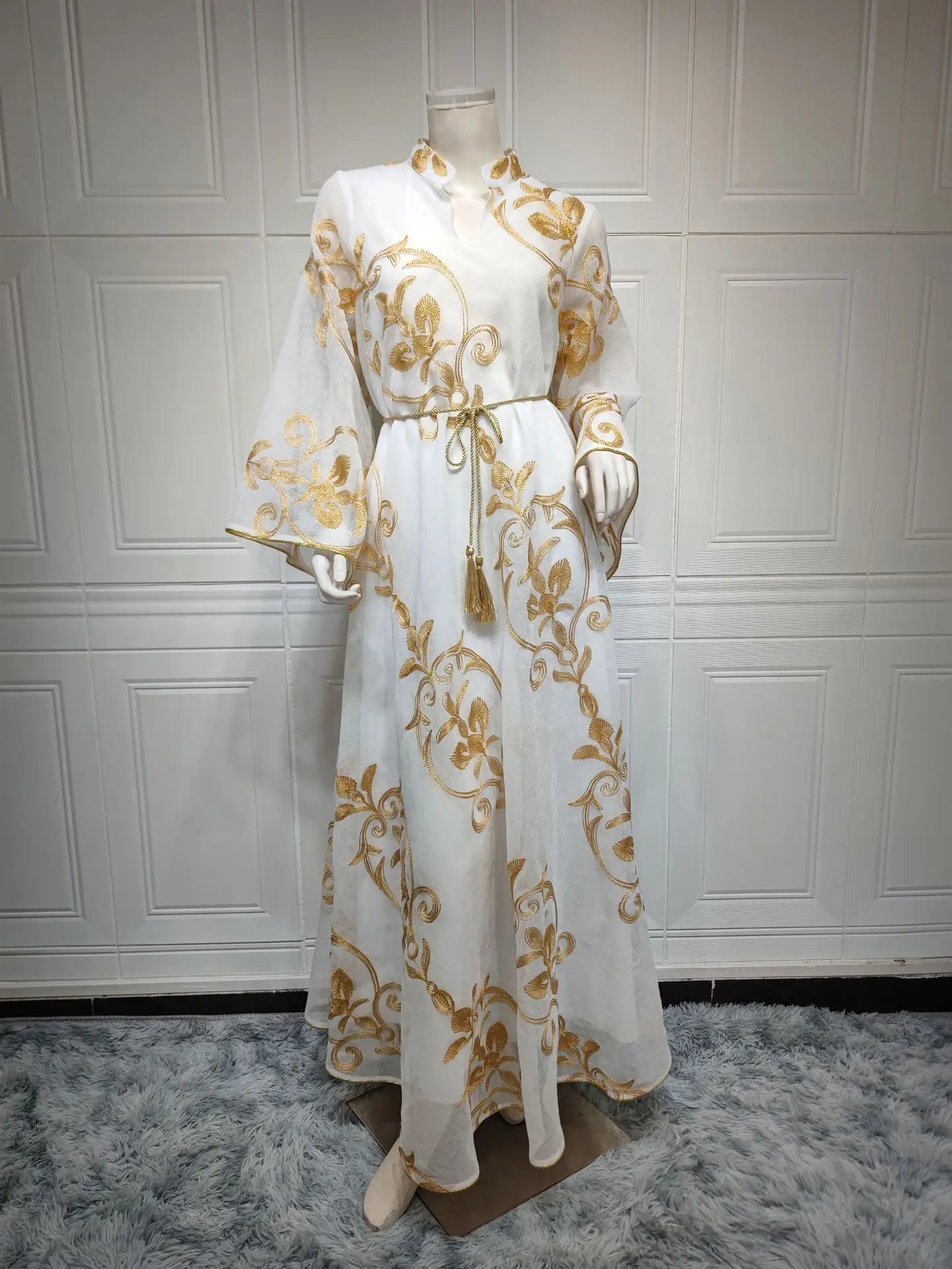 Imperial Zahra Kaftan – Embroidered Bloom Edition