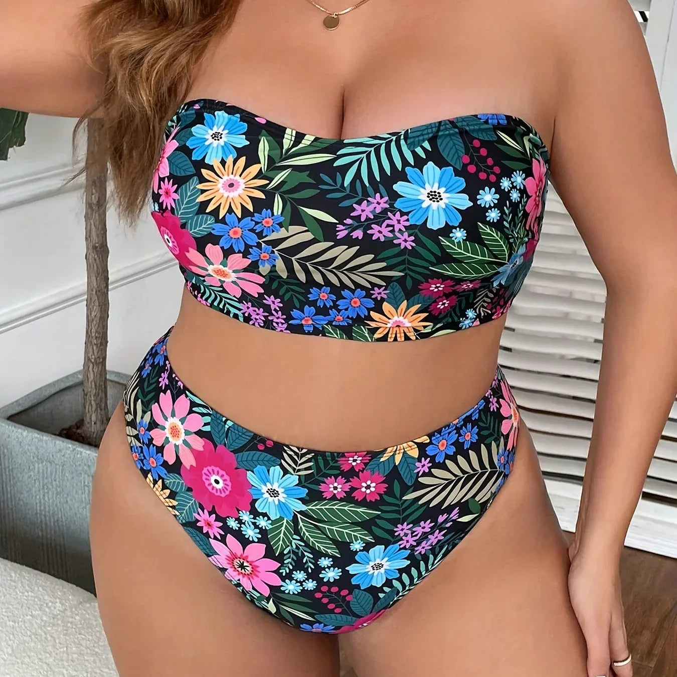 Viva Flores – High-waisted bikini set
